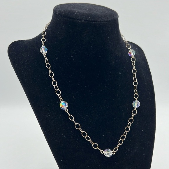 SIMPLE NECKLACE WITH IRIDESCENT BEADS - Picture 1 of 7